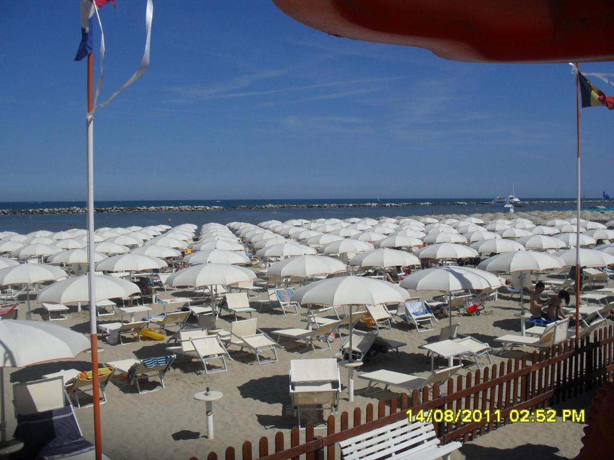 Hotel Buda Bellaria-Igea Marina Ngoại thất bức ảnh