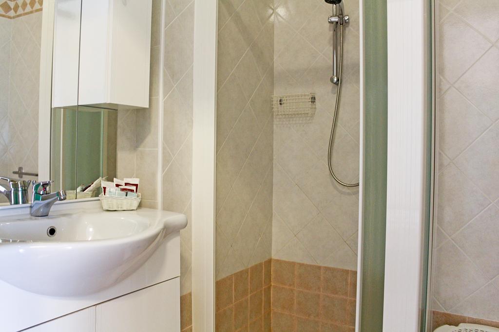 Hotel Buda Bellaria-Igea Marina Phòng bức ảnh