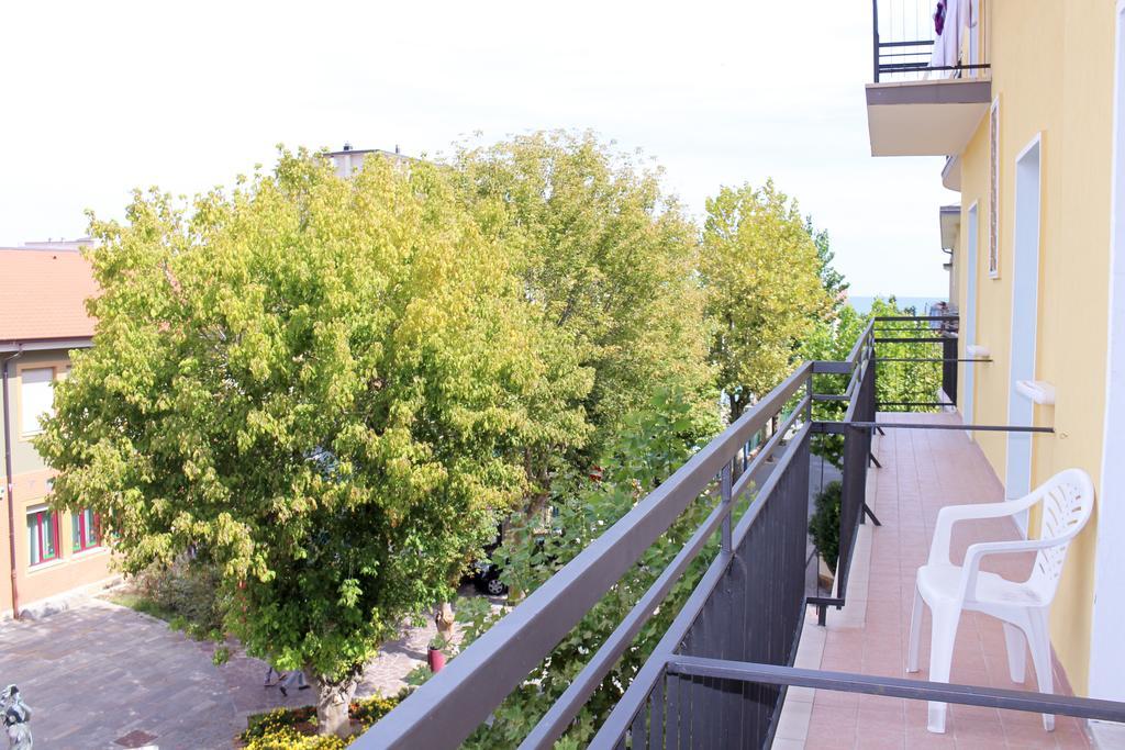 Hotel Buda Bellaria-Igea Marina Ngoại thất bức ảnh