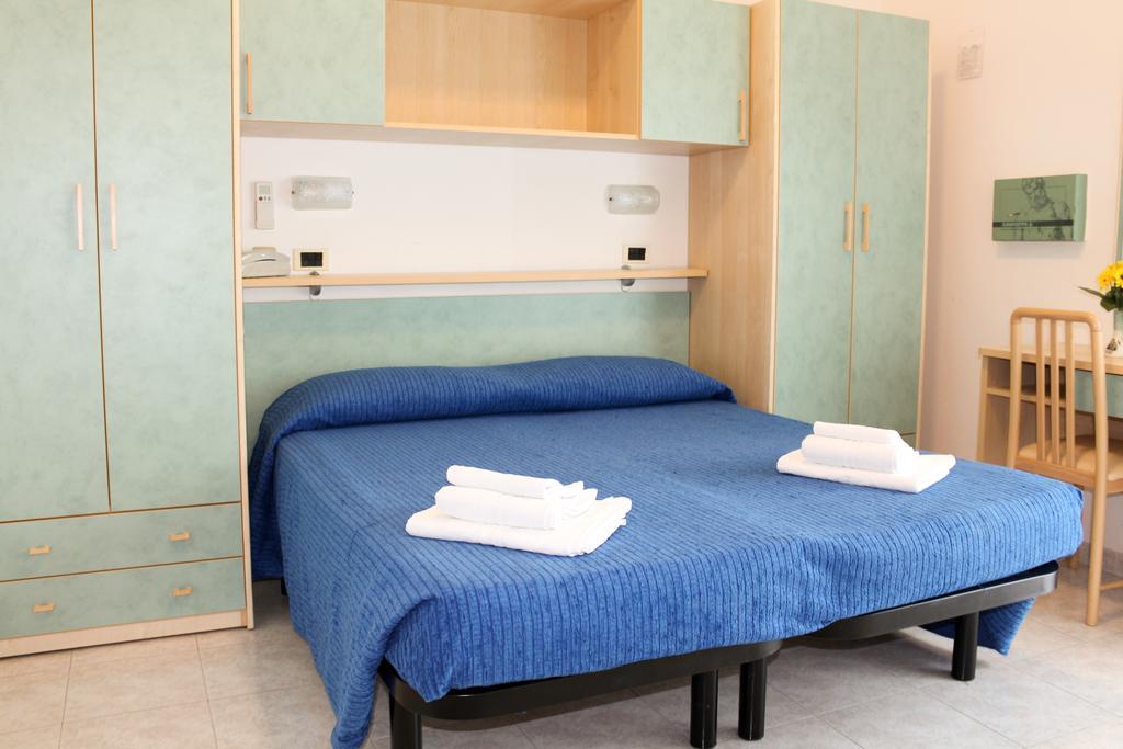 Hotel Buda Bellaria-Igea Marina Phòng bức ảnh