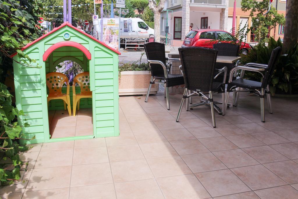 Hotel Buda Bellaria-Igea Marina Ngoại thất bức ảnh