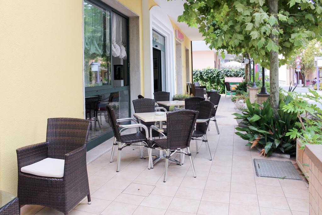 Hotel Buda Bellaria-Igea Marina Ngoại thất bức ảnh