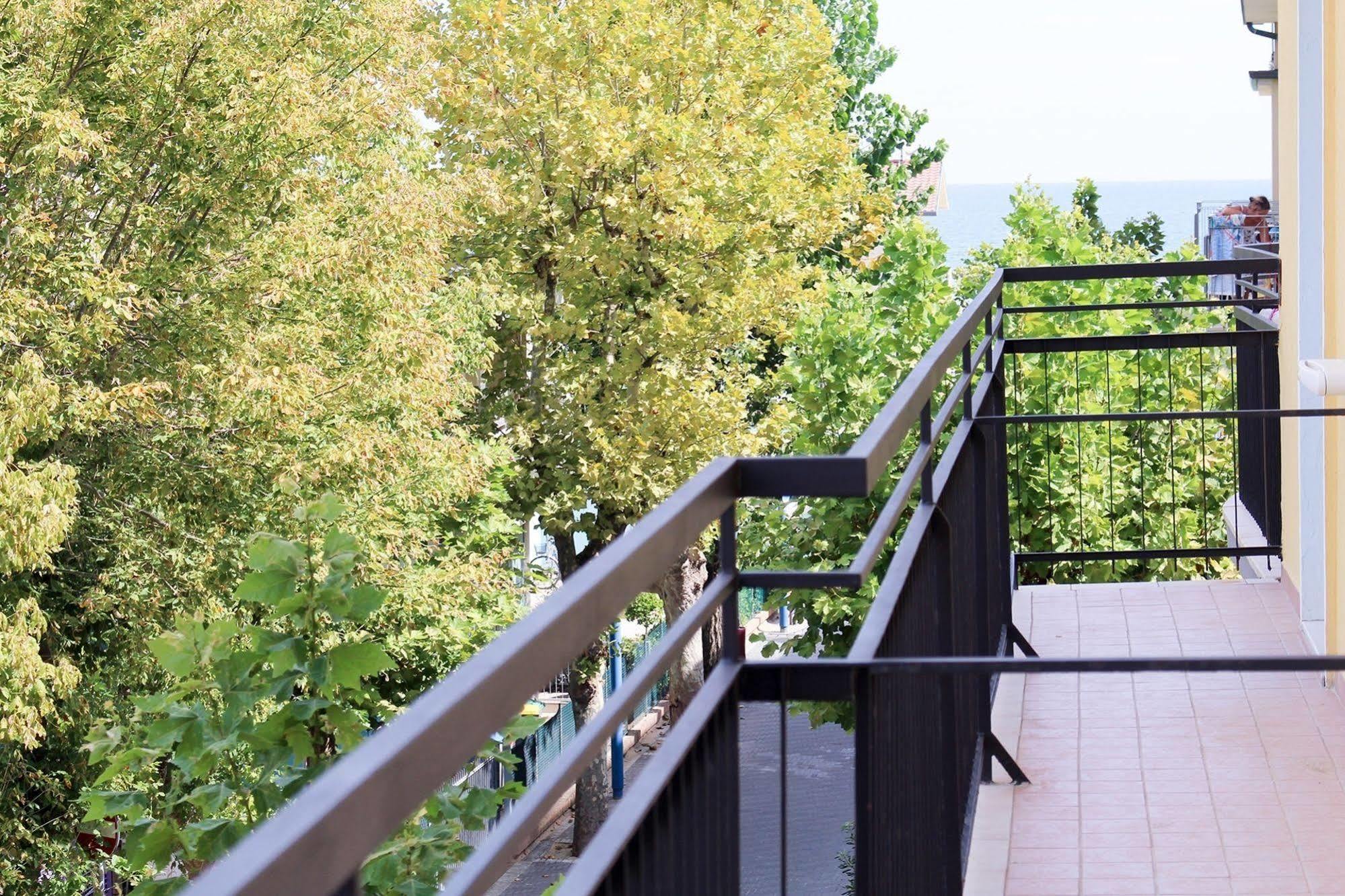Hotel Buda Bellaria-Igea Marina Ngoại thất bức ảnh